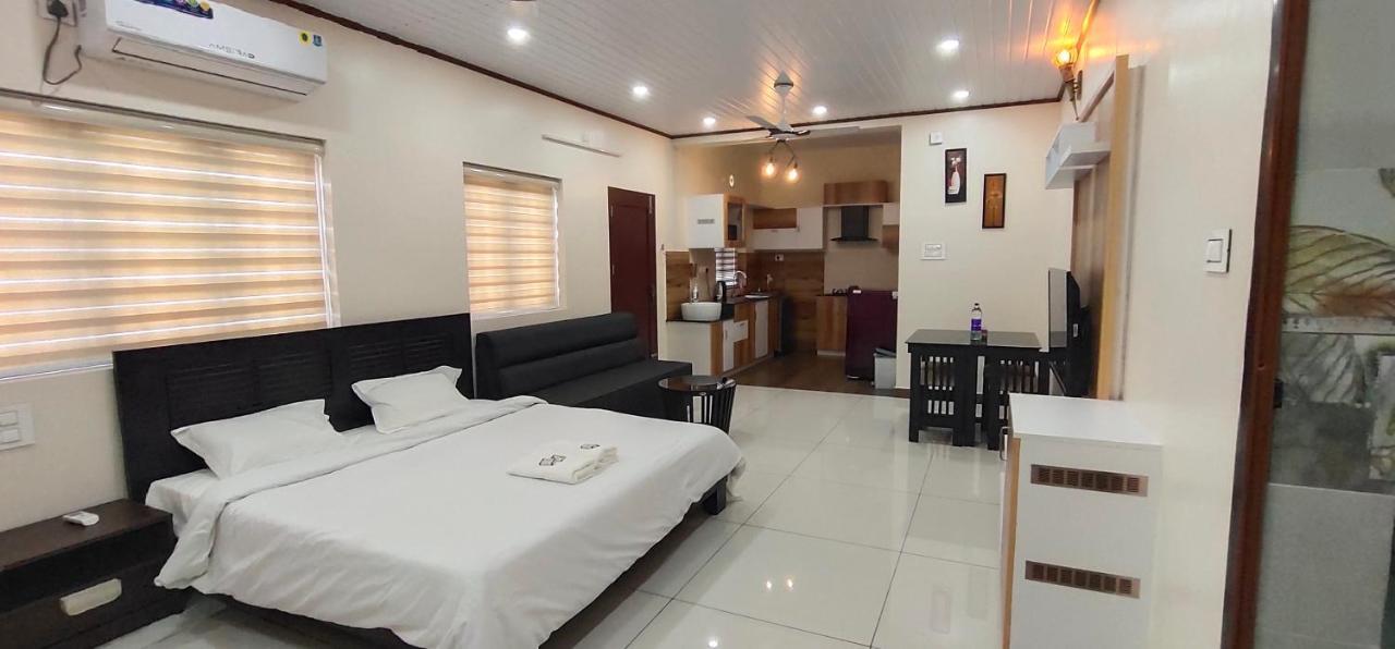 Cliff Way Apartments Varkala Chambre photo